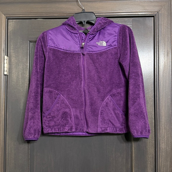 The North Face Girls Fleece Purple Jacket Size 10/12 - Picture 1 of 8
